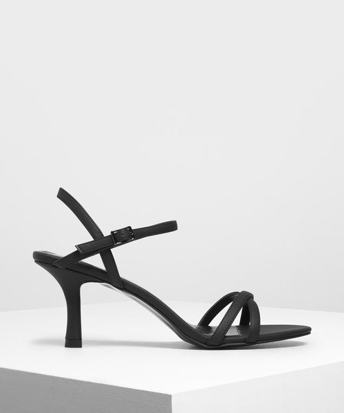 CHARLES & KEITH(チャールズ & キース)の「クリスクロス ブレードヒールサンダル / Criss Cross Blade Heel Sandals(サンダル・レディース・ブラック/ピンク・22.5cm/23cm/23.5cm/24.5cm/25cm)」の2枚目の写真