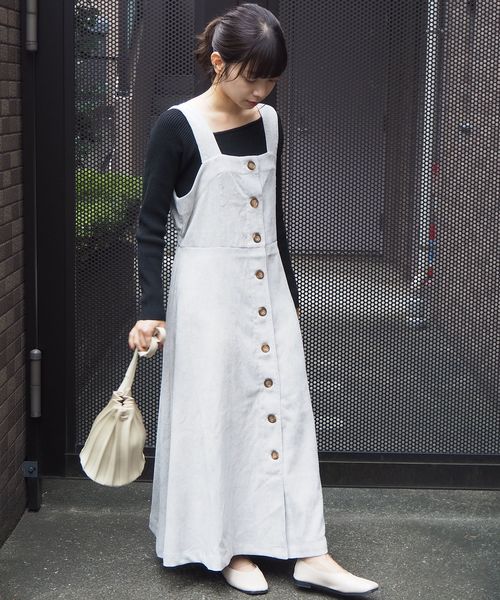 tiptop（ティップトップ）の「前ボタンコーデュロイジャンスカ（ジャンパースカート・レディース・ブルー/アイボリー/グレイッシュベージュ/ブラウン・FREE）」の12枚目の写真