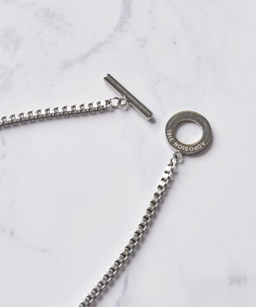 ADPOSION(アドポーション)の「ロングチェーンネックレス(ネックレス・メンズ・ブラック/シルバー・FREE)」の6枚目の写真