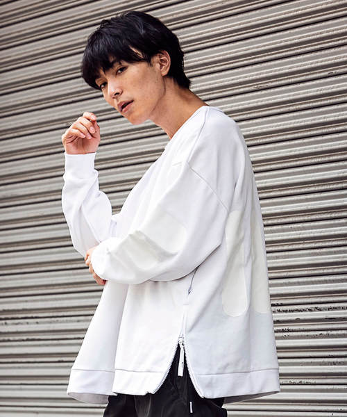 FILA HERITAGE(フィラヘリテージ)の「FILA(フィラ)クルーネックTシャツ(スウェット・メンズ・ブラック/オレンジ/ホワイト・L/S/M)」の2枚目の写真