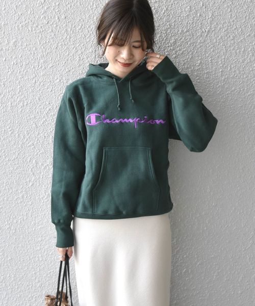 Champion（チャンピオン）の「Champion:ロゴパーカー（パーカー・レディース・ライトグレー/グリーン/ワイン・ONE SIZE）」の2枚目の写真
