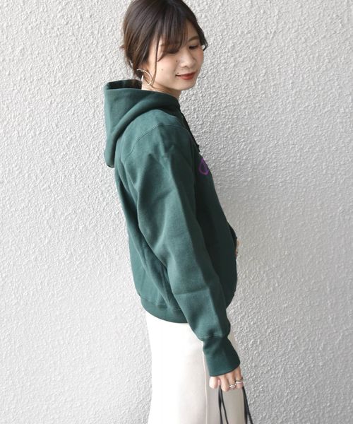 Champion（チャンピオン）の「Champion:ロゴパーカー（パーカー・レディース・ライトグレー/グリーン/ワイン・ONE SIZE）」の12枚目の写真