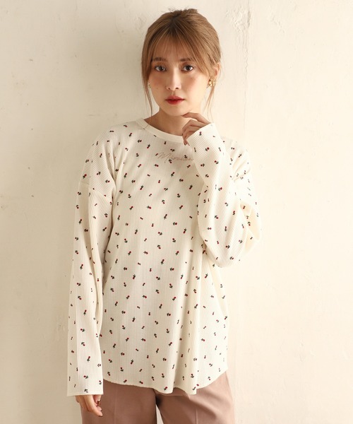 one after another NICE CLAUP（ワンアフターアナザーナイスクラップ）の「ワッフルロゴロングTシャツ（Tシャツ/カットソー・レディース・ベージュ/アイボリー/ホワイト系その他/ブルー系その他・FREE）」の10枚目の写真