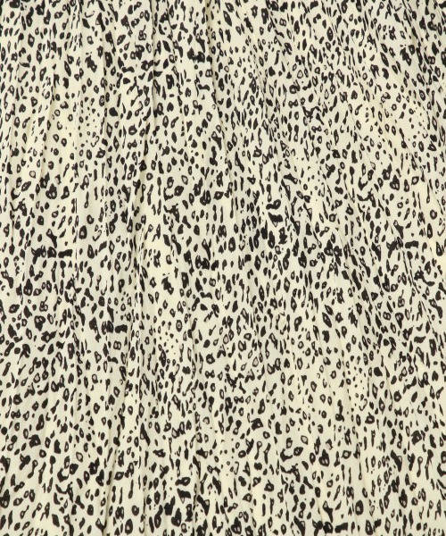 LOWRYS FARM（ローリーズファーム）の「アニマルプリーツスカート　867432（スカート・レディース・アイボリー/ブラック・FREE）」の11枚目の写真