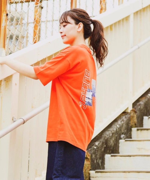 LB/S (エルビーエス)の「【BUCKET/バケット】バックプリントビッグTシャツ ビッグシルエット(Tシャツ/カットソー・レディース・オレンジ/ブラック・LARGE/MEDIUM)」の13枚目の写真