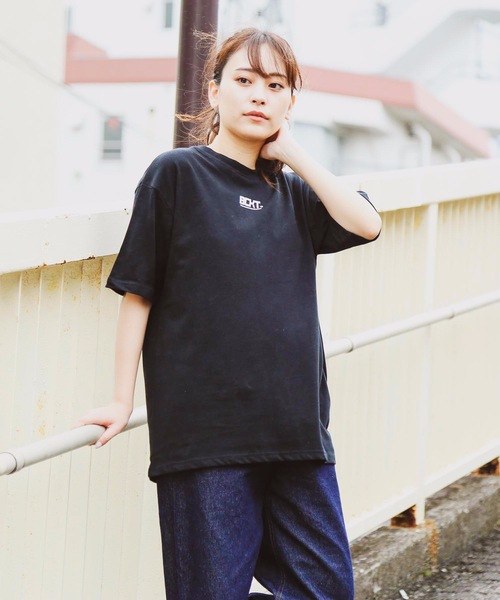 LB/S (エルビーエス)の「【BUCKET/バケット】バックプリントビッグTシャツ ビッグシルエット(Tシャツ/カットソー・レディース・オレンジ/ブラック・LARGE/MEDIUM)」の17枚目の写真