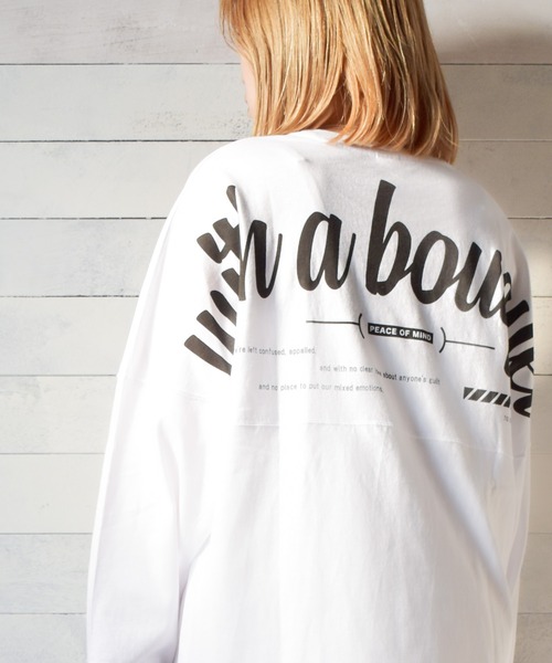 TRAP/U (トラップユー)の「【69】【TRAP/U】バックプリント長袖ドルマンTシャツ(Tシャツ/カットソー・レディース・ホワイト/ブラック/ベージュ・MEDIUM/LARGE)」の3枚目の写真