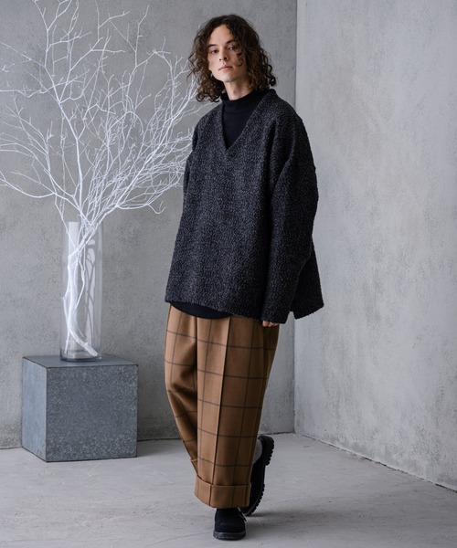 Casper John Boucle MA-1/ブークレMA-1 CASPER JOHN（キャスパージョン）の「Boucle V-neck Sweat