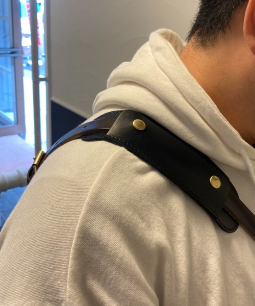 TIDEWAY（タイドウェイ）の「Ag+LEATHER BLACK&WHITE 抗菌ショルダーパッド（ショルダーバッグ・レディース・ホワイト/ブラック・FREE）」の12枚目の写真