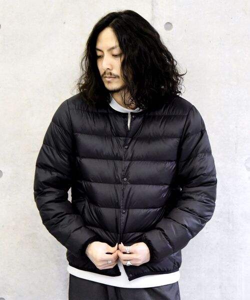 TAION(タイオン)の「【WEB限定/SHIPS別注】TAION: ナイロン クルーネック インナーダウン カーディガン 20FW(ダウンジャケット/コート・メンズ・ブラック/チャコールグレー/オリーブ/ネイビー・SMALL/MEDIUM/LARGE/X-LARGE)」の12枚目の写真