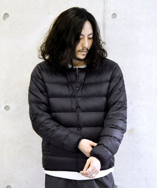 TAION(タイオン)の「【WEB限定/SHIPS別注】TAION: ナイロン クルーネック インナーダウン カーディガン 20FW(ダウンジャケット/コート・メンズ・ブラック/チャコールグレー/オリーブ/ネイビー・SMALL/MEDIUM/LARGE/X-LARGE)」の14枚目の写真