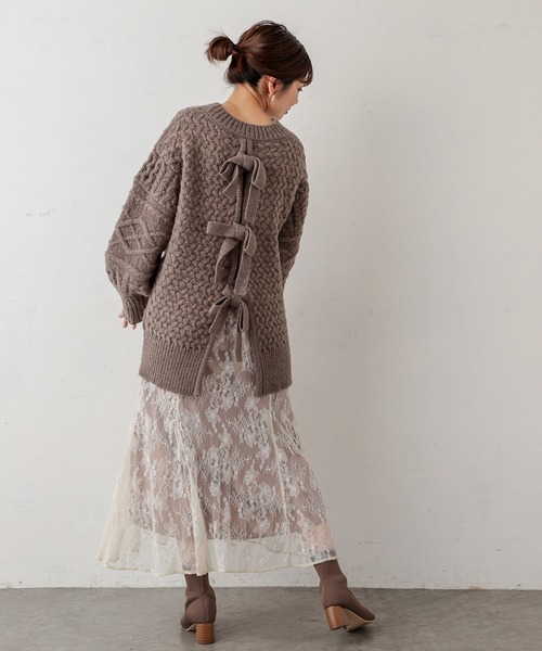 natural couture(ナチュラルクチュール)の「【WEB限定カラー有り】キャッチーなバックリボンケーブルニット(ニット/セーター・レディース・オフホワイト/ミント/モカ/ピンクベージュ/チャコール・FREE)」の17枚目の写真