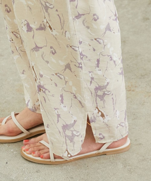 ROPE' PICNIC(ロペピクニック)の「マーブルガラシアースリットパンツ(その他パンツ・レディース・ベージュ/オリーブ・40/38)」の7枚目の写真