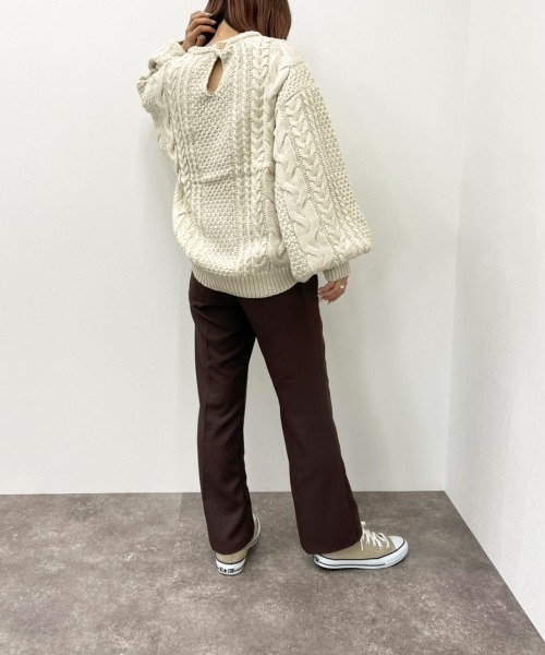 apres jour mignon（アプレジュールミニョン）の「ケーブルバックボタンニット【ZOZOTOWN限定アイテム】（ニット/セーター・レディース・パープル/ブラック/クリーム・X-LARGE/フリー）」の19枚目の写真