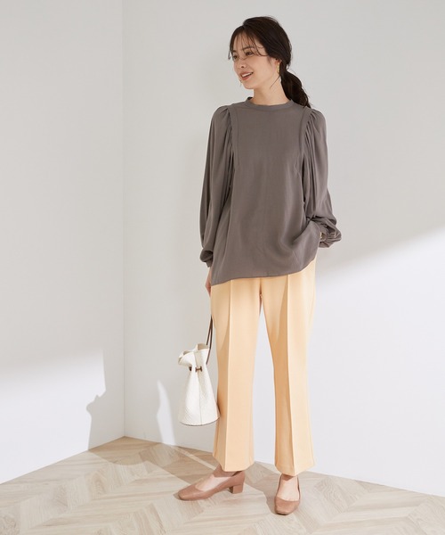 ROPE'（ロペ）の「【洗える】【セットアップ対応】ライトダンボールバックスリットフレアパンツ（その他パンツ・レディース・オフホワイト/オレンジ/ベージュ・38/36）」の14枚目の写真