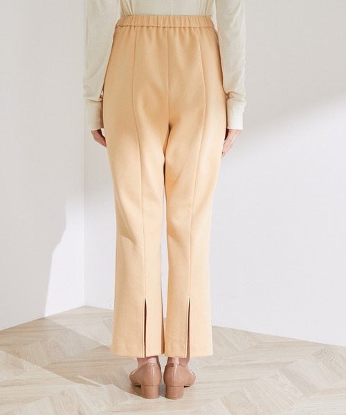 ROPE'（ロペ）の「【洗える】【セットアップ対応】ライトダンボールバックスリットフレアパンツ（その他パンツ・レディース・オフホワイト/オレンジ/ベージュ・38/36）」の12枚目の写真