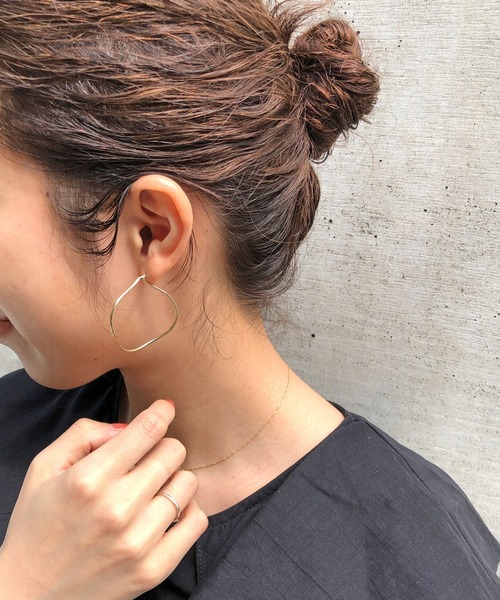 Omekashi（オメカシ）の「2フープピアス（ピアス（両耳用）・レディース・シルバー/ゴールド・FREE）」の15枚目の写真