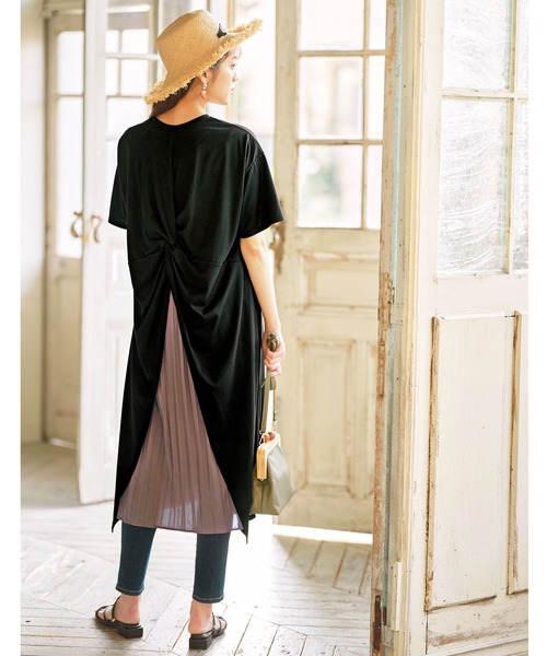 GeeRA(ジーラ)の「バックプリーツワンピース(ワンピース・レディース・ブラック/ブラウン・LARGE/MEDIUM/X-LARGE)」の9枚目の写真