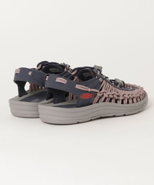 KEEN(キーン)の「UNEEK / ユニーク/ レディース スニーカー サンダル(サンダル・レディース・ネイビー・23.5cm/24cm/22.5cm/25cm/24.5cm/25.5cm/23cm)」の2枚目の写真