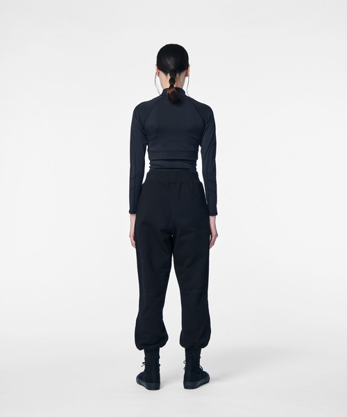 PIPING HOT FUTURE（パイピングホットフューチャー）の「LS SECOND SKIN SEAMED MOCK NECK TOP（Tシャツ/カットソー・レディース・ブラック・XS/S/L/M）」の7枚目の写真