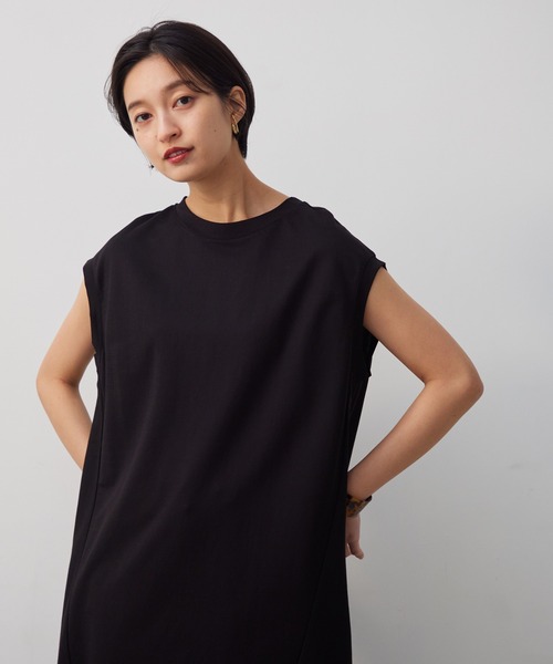 OMNES Another Edition(オムネス アナザーエディション)の「接触冷感レーヨンナイロンノースリーブワイドシルエットチュニック(チュニック・レディース・グリーン/グレイッシュベージュ/ブラック・FREE)」の2枚目の写真