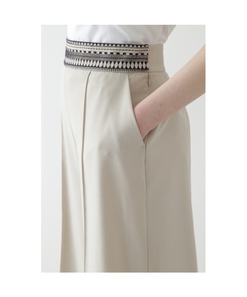 BOSCH(ボッシュ)の「◆エンブロイダリーセットアップパンツ【セットアップ対応商品】(その他パンツ・レディース・ベージュ/ベージュ系その他2・36/38)」の3枚目の写真