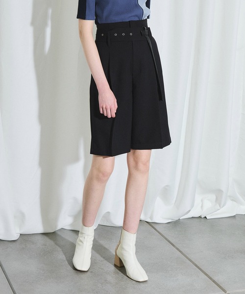 UNITED TOKYO（ユナイテッドトウキョウ）の「ドライトロハーフパンツ（スラックス・レディース・ブラック/ブルー・1/2）」の5枚目の写真