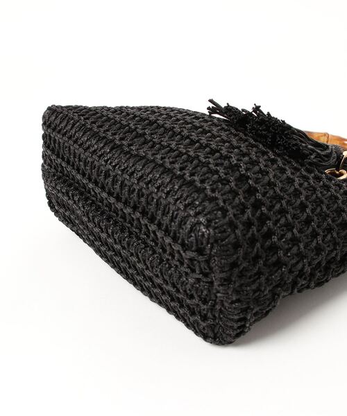 STRAWBERRY-FIELDS（ストロベリーフィールズ）の「ラッセルシートバンブーハンドル　バッグ（ハンドバッグ・レディース・オフホワイト/ブラック・FREE）」の4枚目の写真