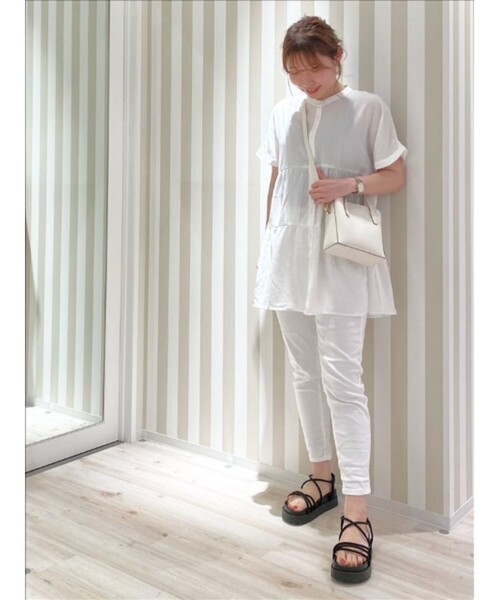 SHOO・LA・RUE(シューラルー)の「◆【SS-4L/3Dスキャン】裏ひんやりデニムスキニーパンツ(その他パンツ・レディース・ブラック/ブルー/ダークネイビー/ホワイト系・01/02/04/10/03/05/06)」の11枚目の写真