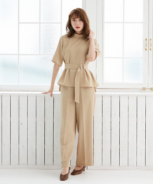 AIMER(エメ)の「ベルト付スタンドネックパンツセットアップ(セットアップ・レディース・ブラック/ベージュ/ブルー・MEDIUM)」の8枚目の写真