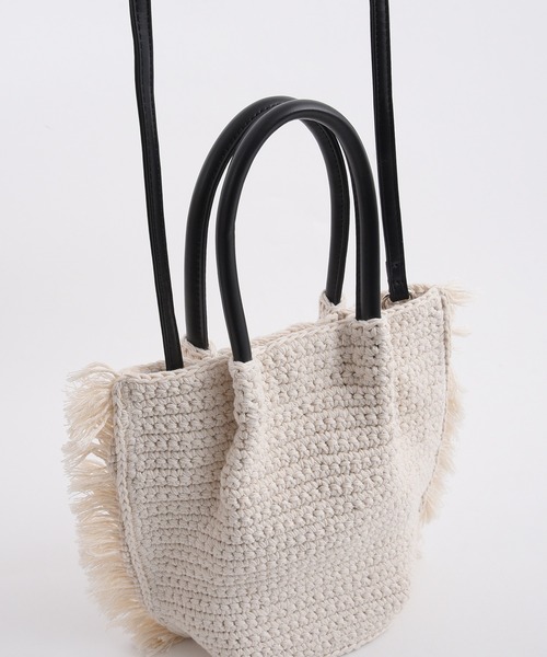 Laugoa（ラウゴア）の「【LAUGOA】BARRY バリー 21526-12002（トートバッグ・レディース・ブラック/アイボリー・FREE）」の3枚目の写真