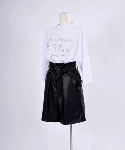 BDONNA（ビドンナ）の「ライトレザー　ショートパンツ（その他パンツ・レディース・ブラック/ベージュ・MEDIUM）」の7枚目の写真