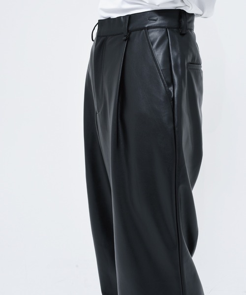 A‘gem 9（エージェムナイン）の「『A'GEM/9』フレアスラックス(PUレザー)（スラックス・メンズ・B・M/L）」の2枚目の写真