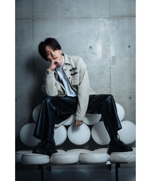 A‘gem 9（エージェムナイン）の「『A'GEM/9』フレアスラックス(PUレザー)（スラックス・メンズ・B・M/L）」の9枚目の写真