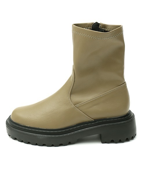 チチカカ(チチカカ)の「ストレッチショートブーツ(ブーツ・レディース・ブラック/カーキ・MEDIUM/LARGE)」の13枚目の写真