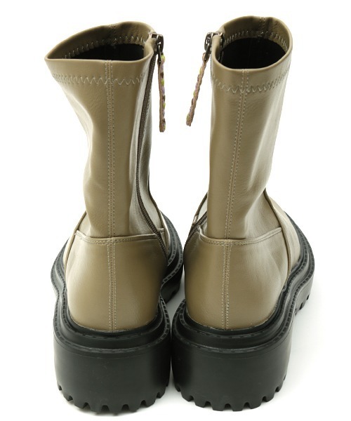 チチカカ(チチカカ)の「ストレッチショートブーツ(ブーツ・レディース・ブラック/カーキ・MEDIUM/LARGE)」の15枚目の写真