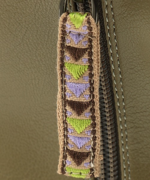 チチカカ(チチカカ)の「ストレッチショートブーツ(ブーツ・レディース・ブラック/カーキ・MEDIUM/LARGE)」の21枚目の写真