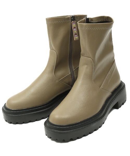 チチカカ(チチカカ)の「ストレッチショートブーツ(ブーツ・レディース・ブラック/カーキ・MEDIUM/LARGE)」の10枚目の写真