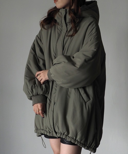 Riberry(リベリー)の「中綿モンスターパーカー(ダウンジャケット/コート・レディース・カーキ/アイボリー/ブラック・MEDIUM)」の6枚目の写真