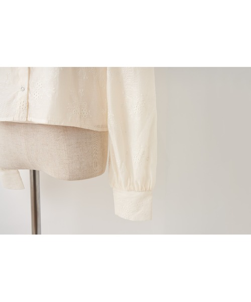 one after another NICE CLAUP(ワンアフターアナザーナイスクラップ)の「インナーセットオーガンジーフラワー刺繍ブラウス(シャツ/ブラウス・レディース・オフホワイト/アイボリー/オレンジ系その他・FREE)」の9枚目の写真