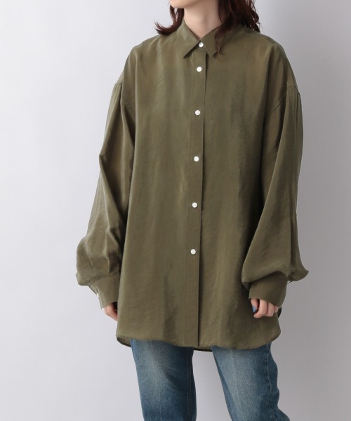 LOWRYS FARM(ローリーズファーム)の「SHEAR SHIRT 228159(シャツ/ブラウス・レディース・ブラウン/オフホワイト/カーキ/ピンク・FREE)」の4枚目の写真