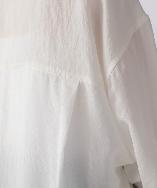 LOWRYS FARM(ローリーズファーム)の「SHEAR SHIRT 228159(シャツ/ブラウス・レディース・ブラウン/オフホワイト/カーキ/ピンク・FREE)」の15枚目の写真