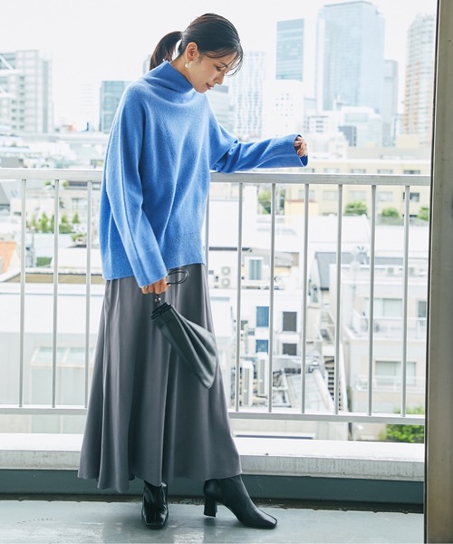 RIVE DROITE（リヴドロワ）の「安定感のある履き心地　レザースクエアブーツ（ブーツ・レディース・ブラック/ベージュ・24.5/23.5）」の12枚目の写真