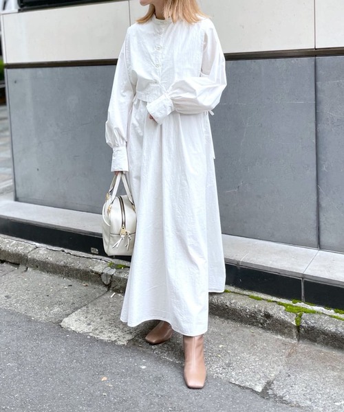 RIVE DROITE（リヴドロワ）の「安定感のある履き心地　レザースクエアブーツ（ブーツ・レディース・ブラック/ベージュ・24.5/23.5）」の16枚目の写真