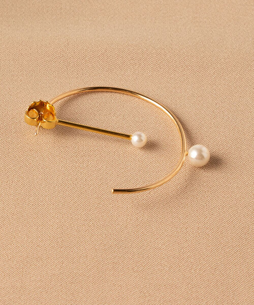 jorge morales（ホルヘモラレス）の「【jorge morales/ホルヘモラレス】Gバーパールピアス（ピアス（両耳用）・レディース・ゴールド・FREE）」の2枚目の写真