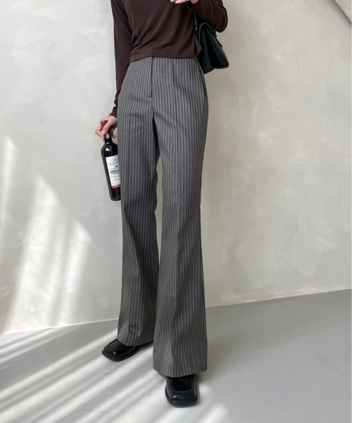 Didot.showroom（ディドット ショールーム）の「stripe boots cut pt（スラックス・レディース・チャコールグレー/カーキ・S/M）」の6枚目の写真