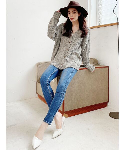 GYDA（ジェイダ）の「H/Wパウダースキニーデニムパンツ（デニムパンツ・レディース・ブルー/インディゴブルー・X-SMALL/SMALL/MEDIUM）」の4枚目の写真