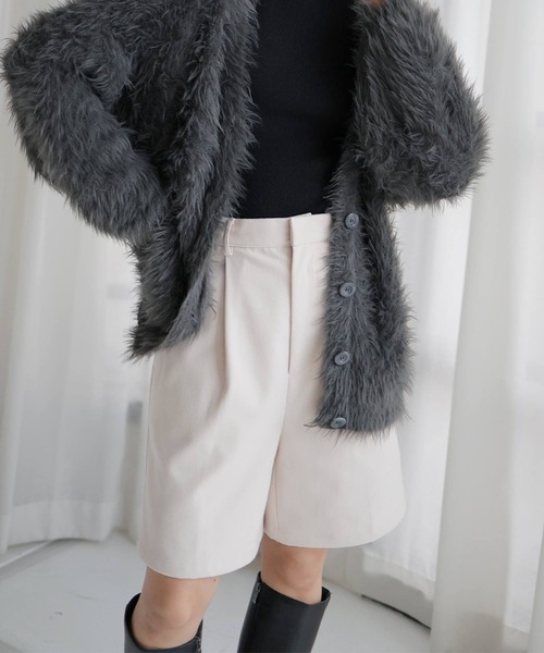 LIAN（リアン）の「センタープレスタックハーフパンツ（その他パンツ・レディース・グリーン/ブラック/ブラウン/グレイッシュベージュ/アイボリー/ブラック系/グレー/ホワイト系・FREE）」の3枚目の写真