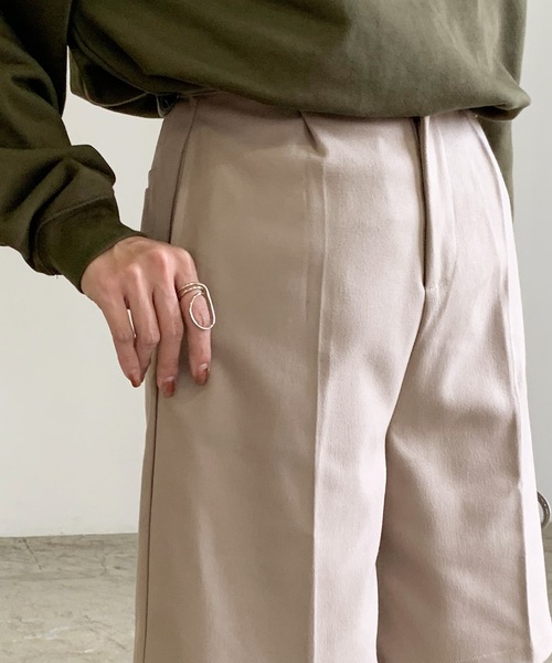 LIAN（リアン）の「センタープレスタックハーフパンツ（その他パンツ・レディース・グリーン/ブラック/ブラウン/グレイッシュベージュ/アイボリー/ブラック系/グレー/ホワイト系・FREE）」の13枚目の写真