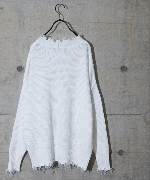 JOHN'S CLOSET（ジョンズクローゼット）の「【50】ダメージラーベンクルーネックBIGニット（ニット/セーター・メンズ・ベージュ/チャコールグレー/ブラウン/ホワイト/ブラック/ブルーグレー・LARGE/MEDIUM）」の13枚目の写真